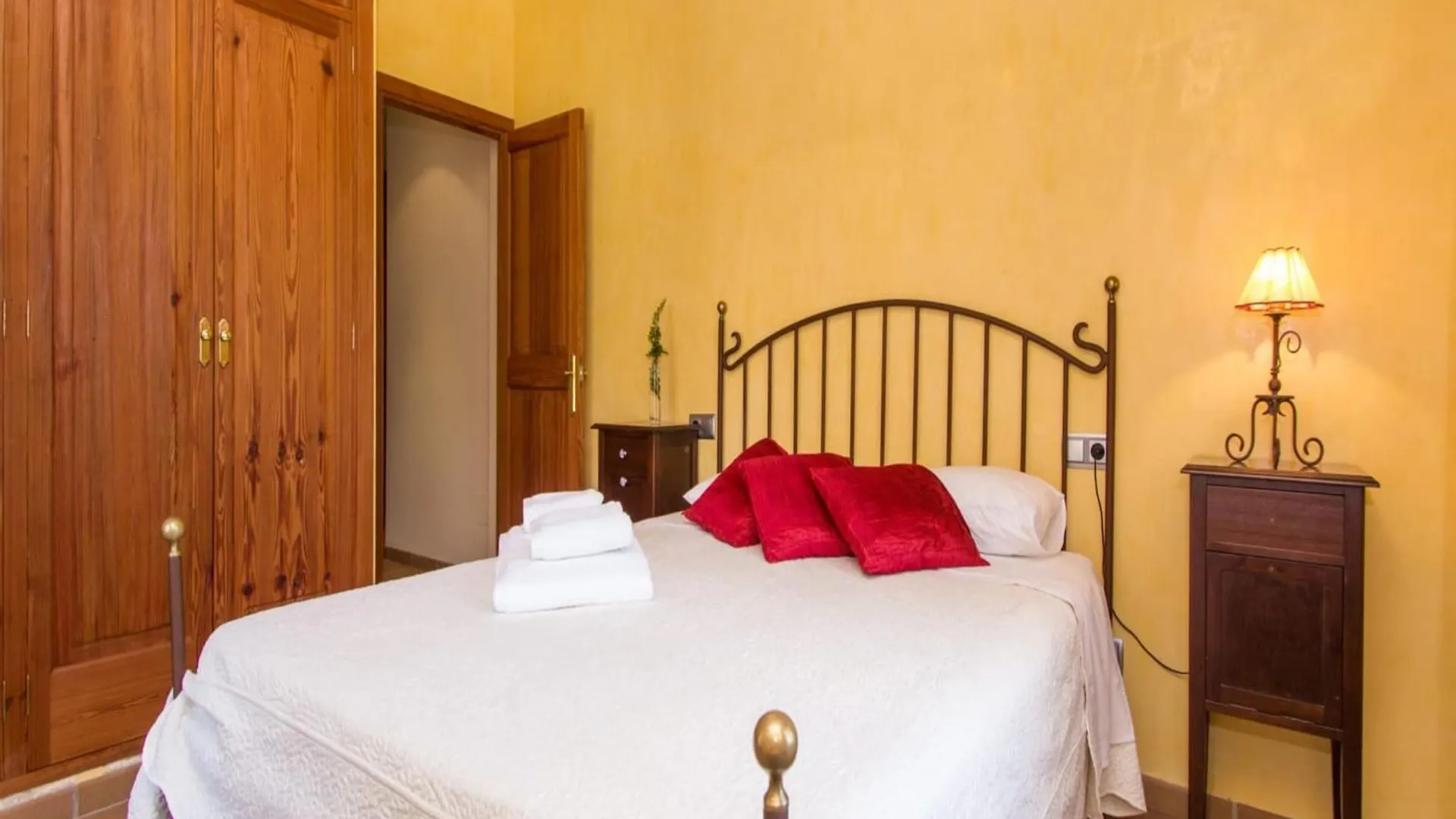 Beautiful Holiday Home In Valldemossa  Valldemossa (Mallorca)